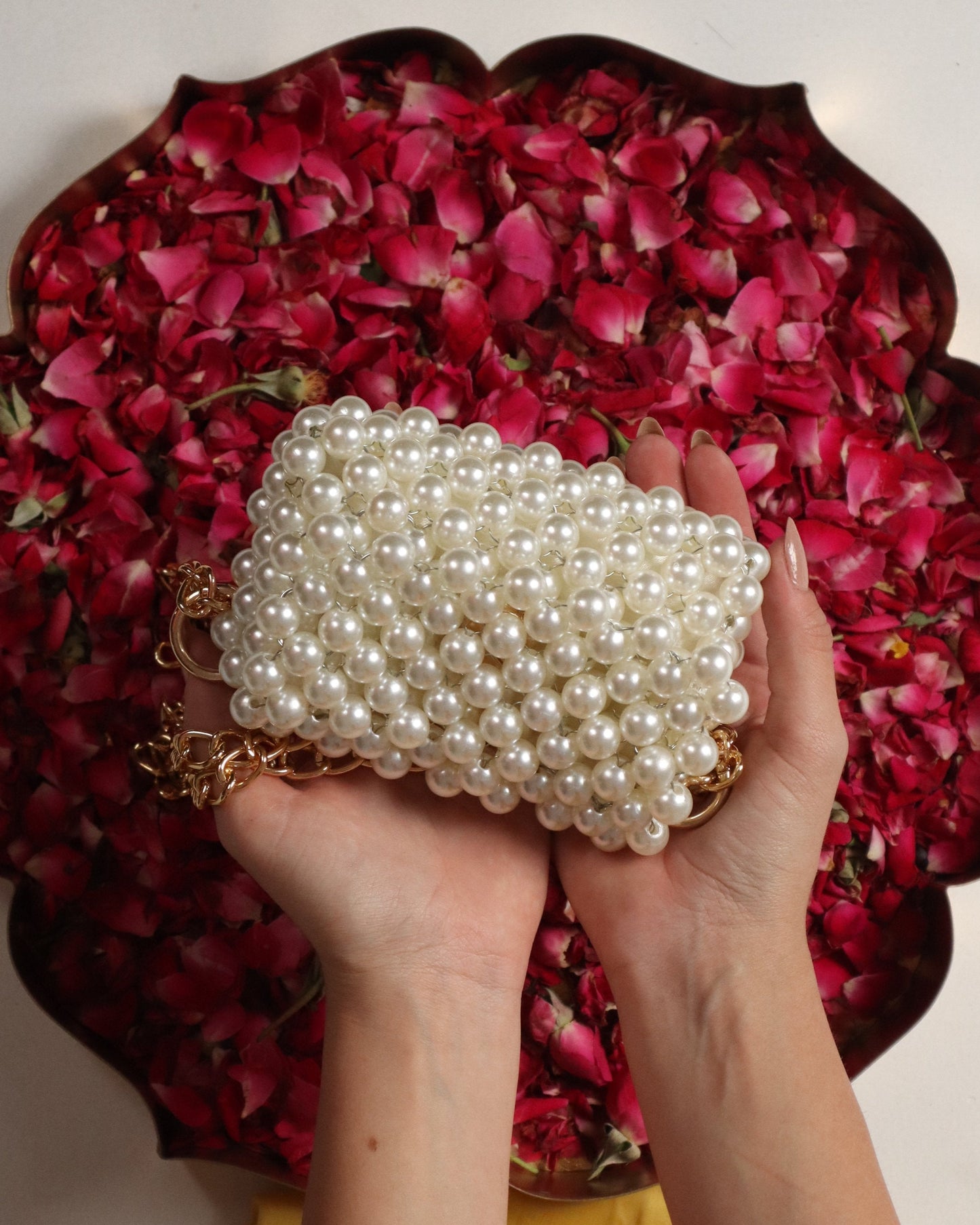 Pearl Card Holder with Sling