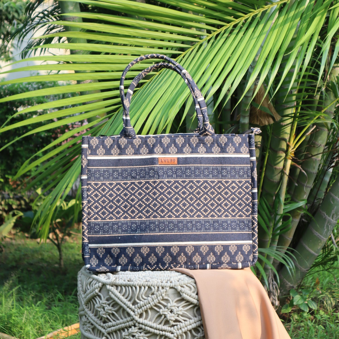 Tribal Box Tote (LARGE)