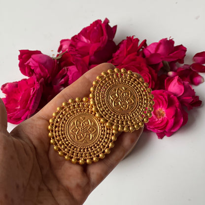 Komal Gold Plated round studds