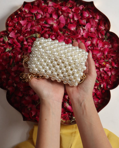 Pearl Card Holder with Sling