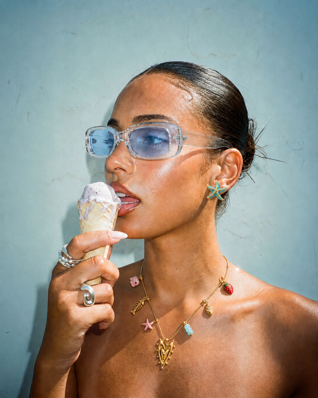 SUNGLASSES